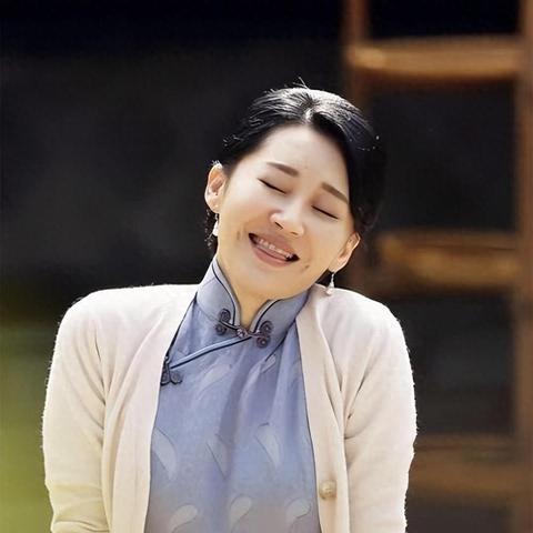 许晴最新访谈视频，岁月见证美丽与坚持