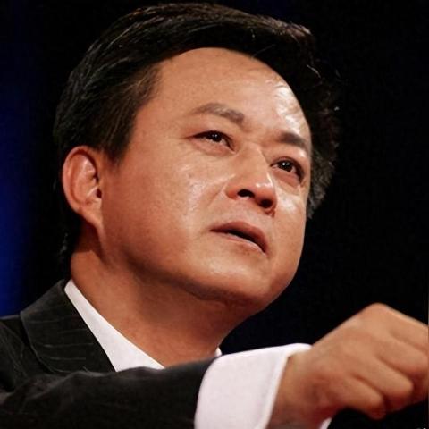 阎维文最新采访报道揭秘，他的音乐人生与成长之路